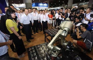 2017中國機(jī)器人產(chǎn)業(yè)創(chuàng)新峰會(huì)暨廣州國際機(jī)器人智能裝備及制造技術(shù)展覽會(huì)成功舉辦，共繪工業(yè)機(jī)器人制造新藍(lán)圖