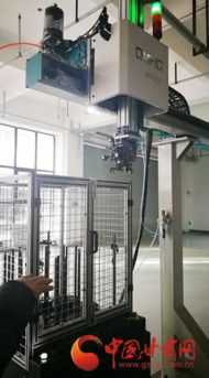 甘肅首臺(tái)自主研發(fā)工業(yè)機(jī)器人成功下線，開啟智能智造新篇章